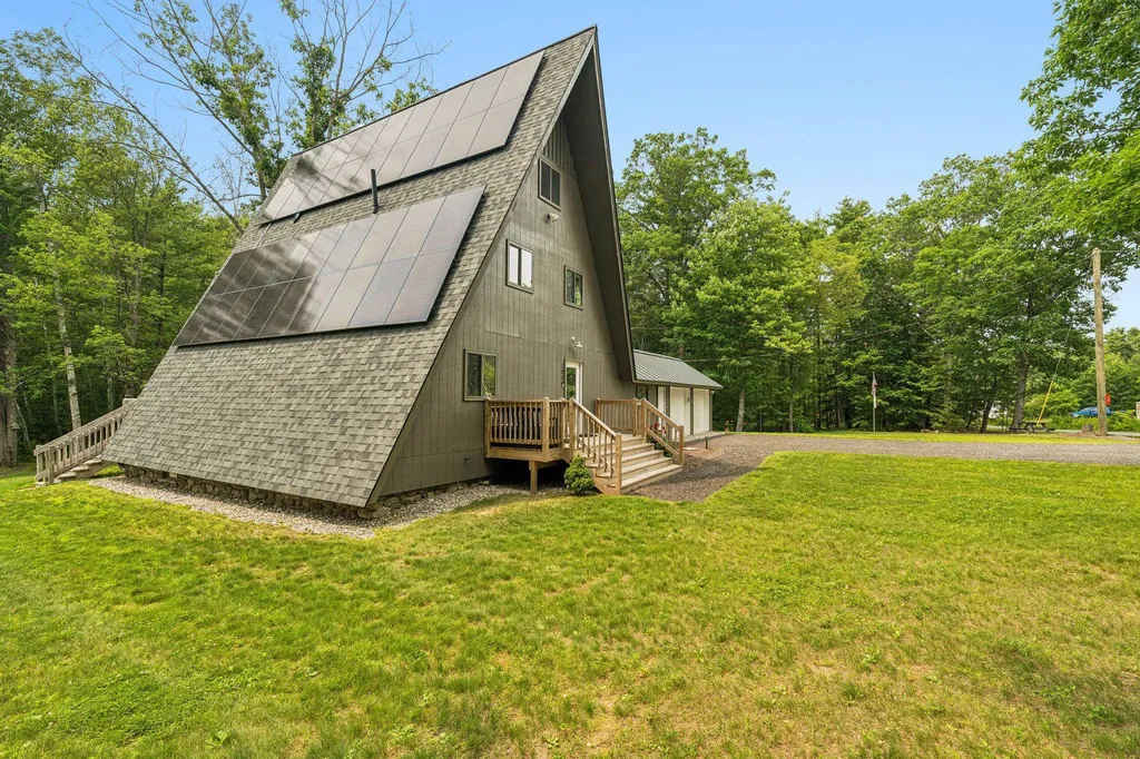 105 East Mountain Road Newport NH 03773