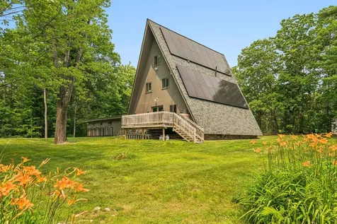 105 East Mountain Road Newport NH 03773