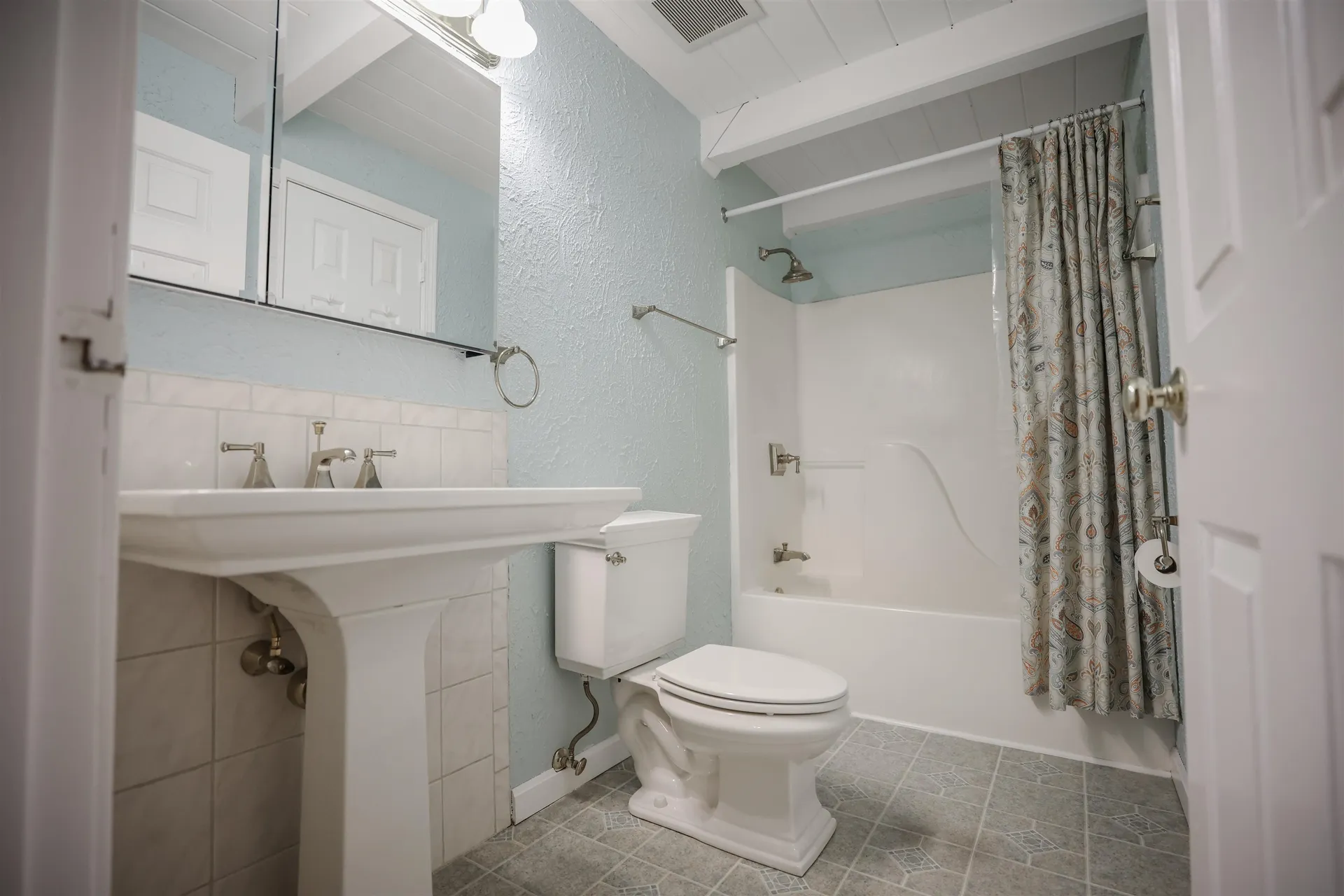 570 Upper Meehan Road Bristol VT 05443