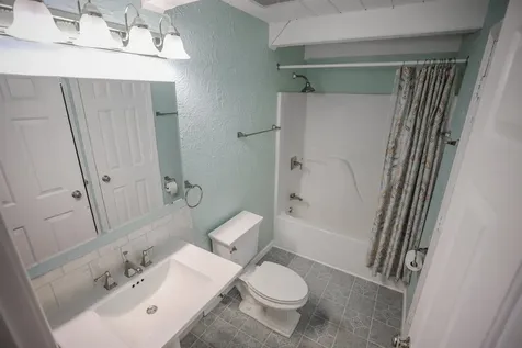 570 Upper Meehan Road Bristol VT 05443