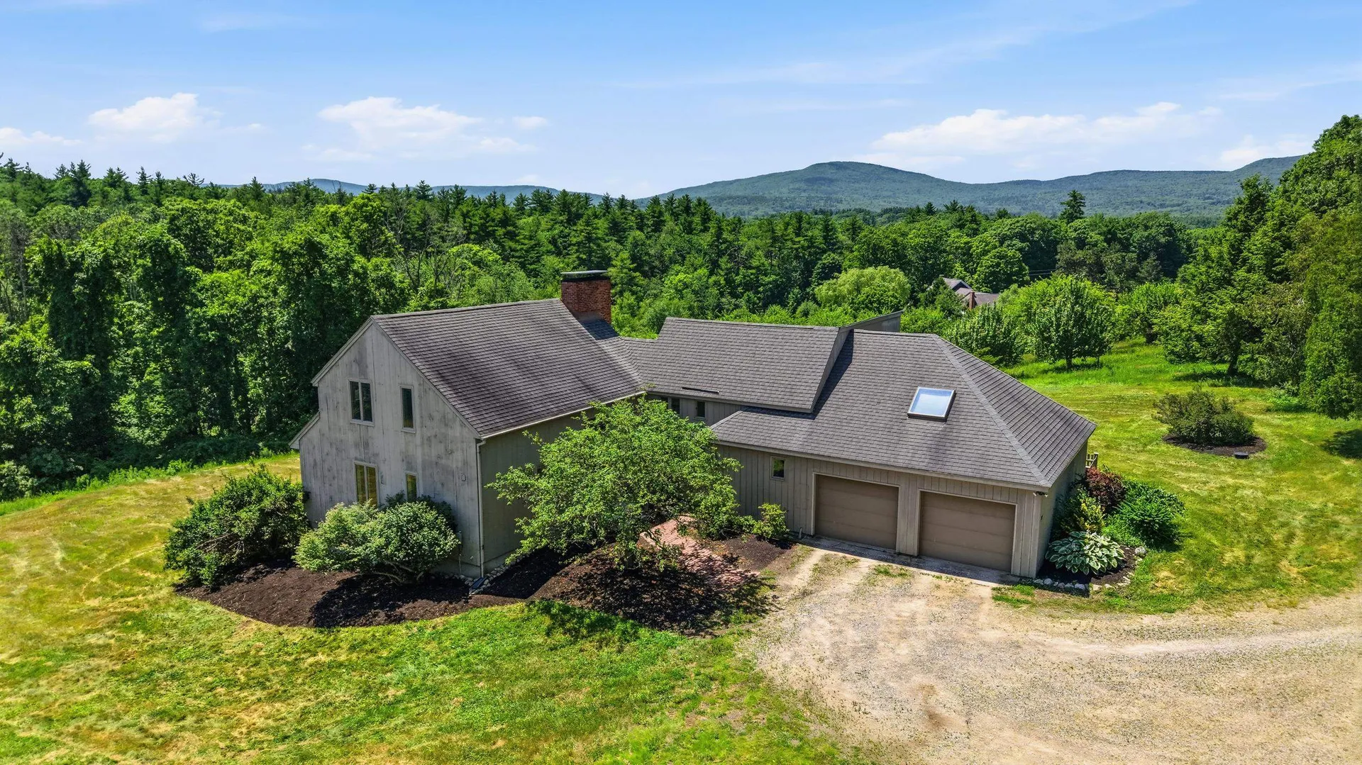29 Stiles Farm Road Wilton NH 03086