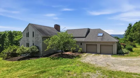29 Stiles Farm Road Wilton NH 03086