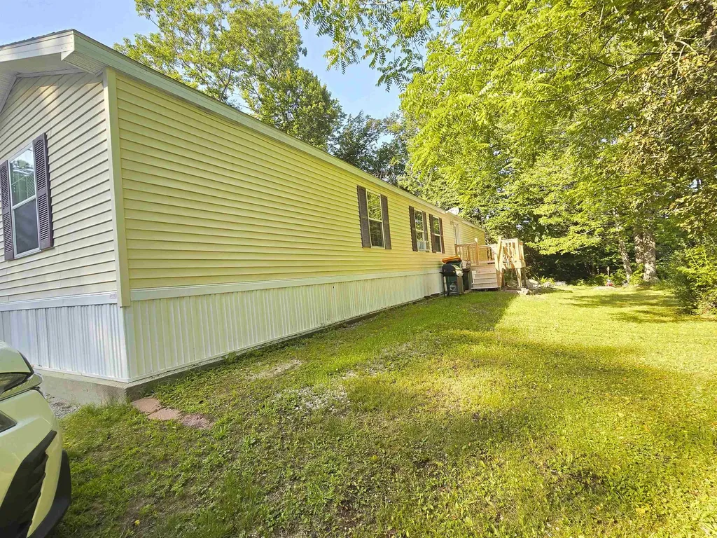 37 Turkey Drive Belmont NH 03220