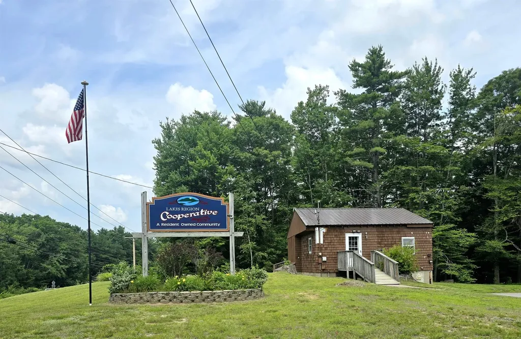 37 Turkey Drive Belmont NH 03220