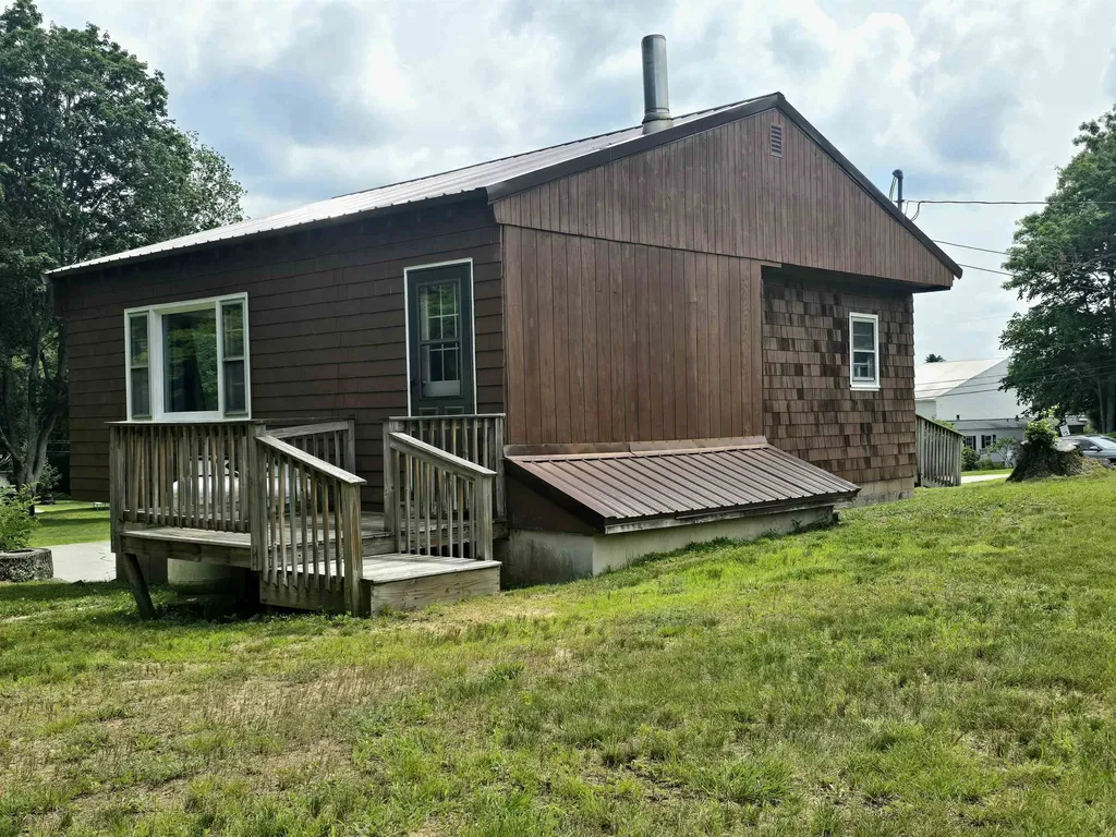 37 Turkey Drive Belmont NH 03220