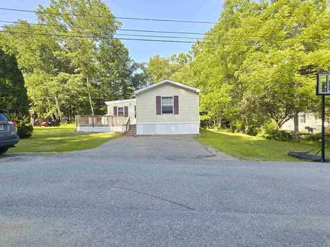 37 Turkey Drive Belmont NH 03220