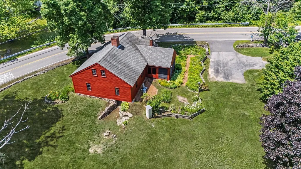 16 Perkins Road Londonderry NH 03053