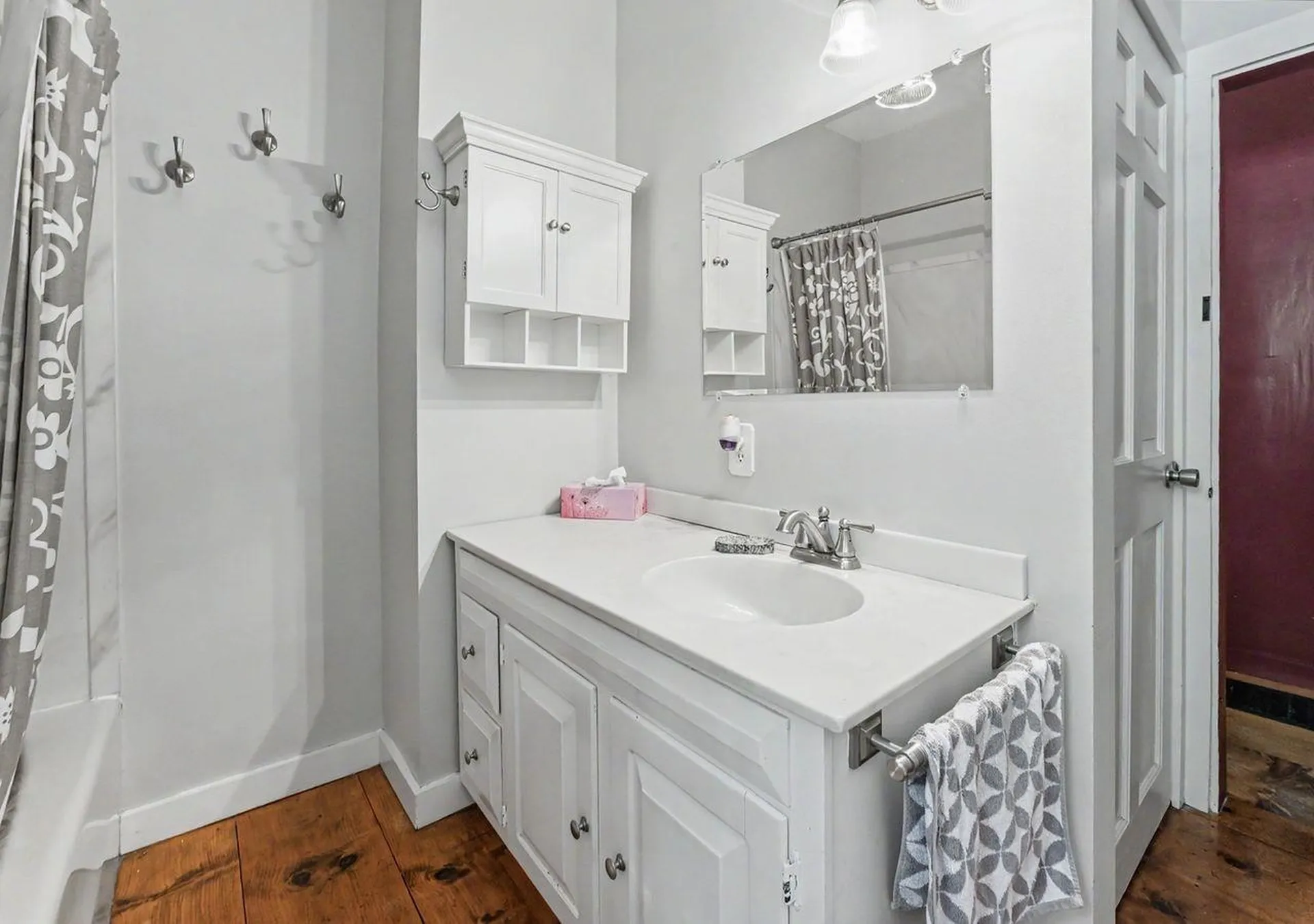 16 Perkins Road Londonderry NH 03053