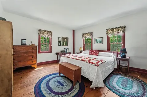 16 Perkins Road Londonderry NH 03053