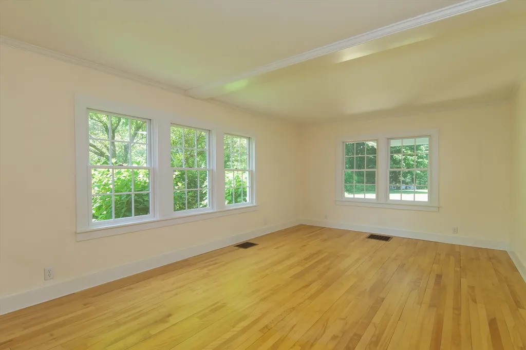 19 Lawridge Heights Ludlow VT 05149