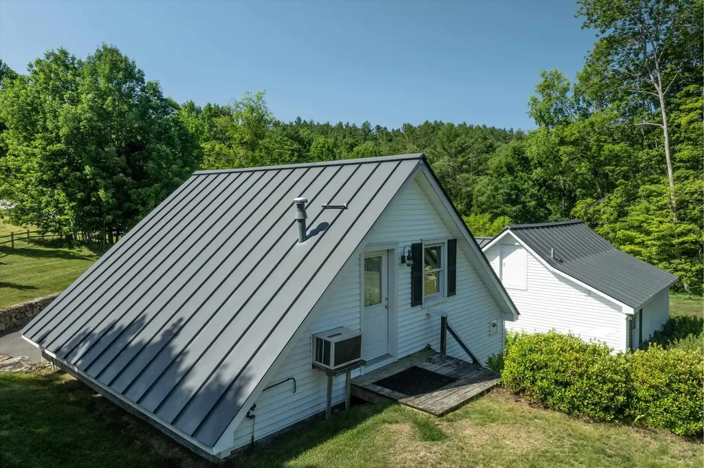 19 Lawridge Heights Ludlow VT 05149