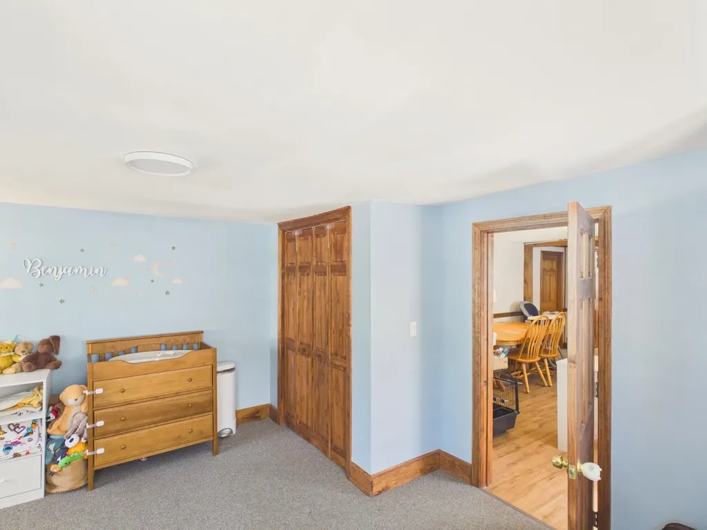 29 Manchester Street Nashua NH 03064