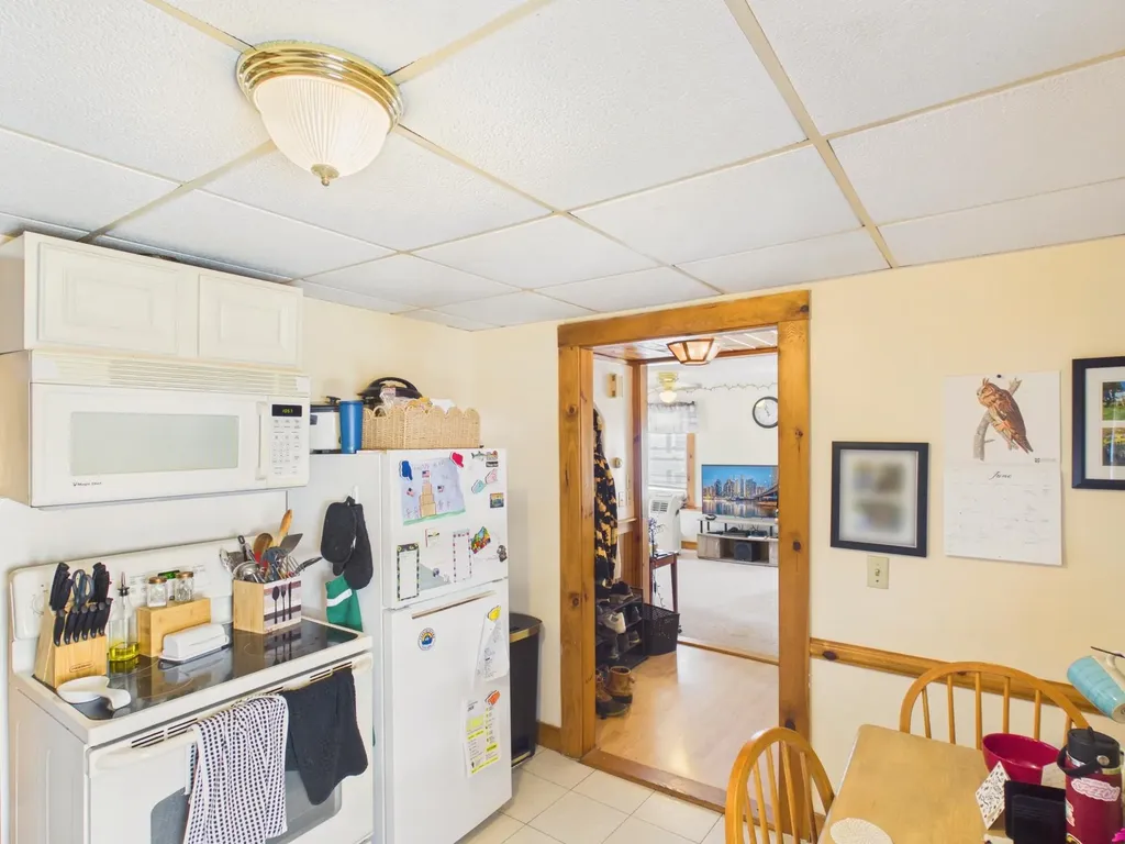 29 Manchester Street Nashua NH 03064