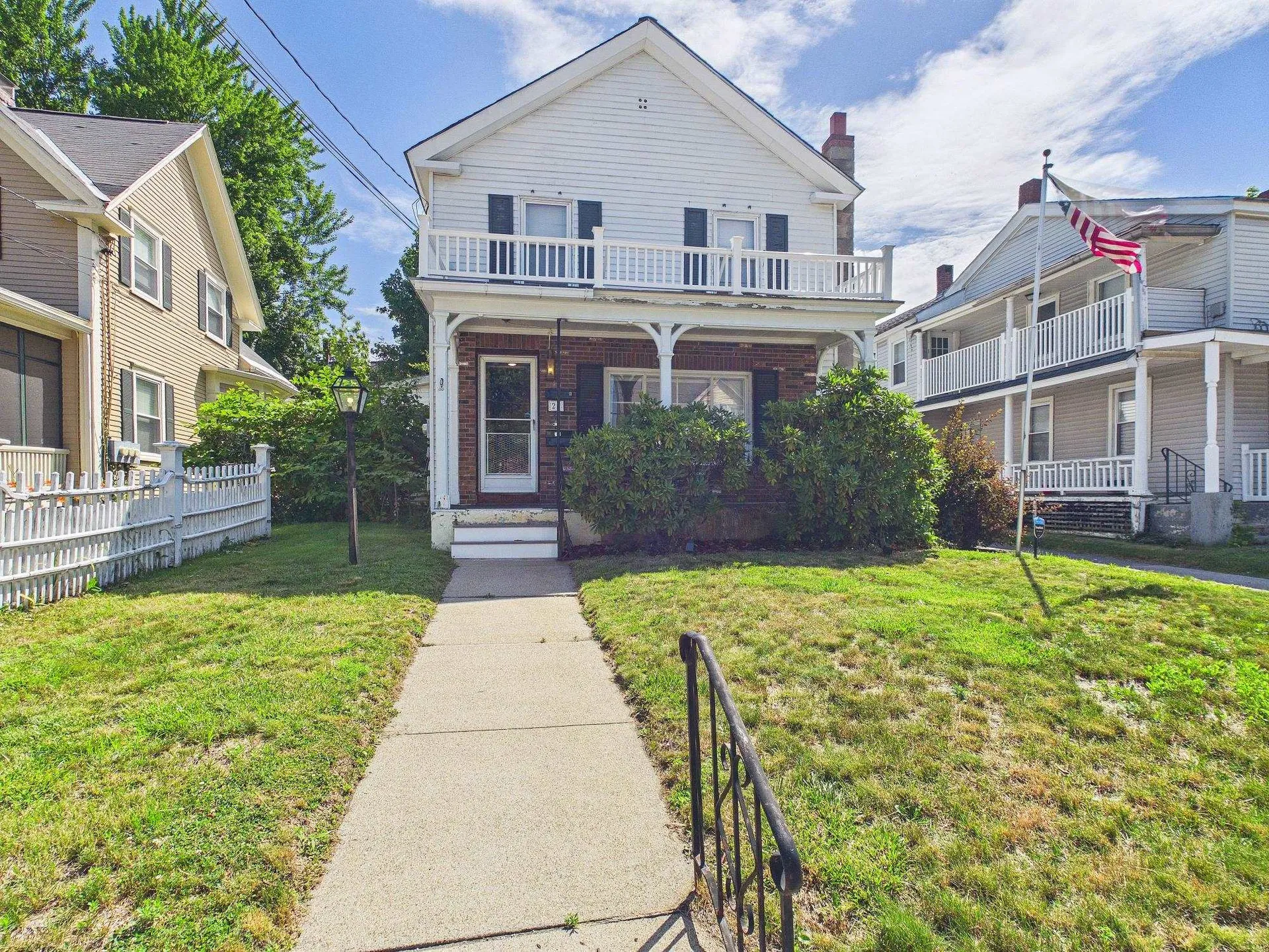 29 Manchester Street Nashua NH 03064