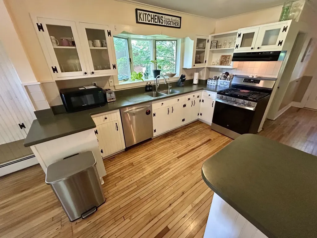 11 Hale Street Randolph VT 05060