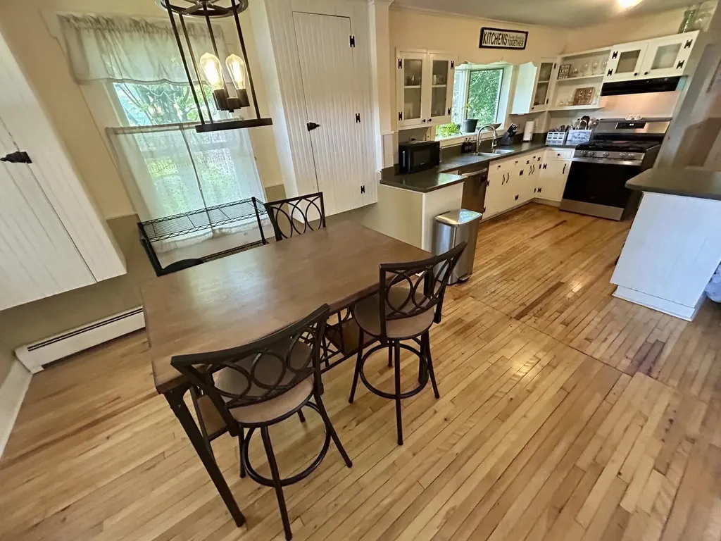 11 Hale Street Randolph VT 05060