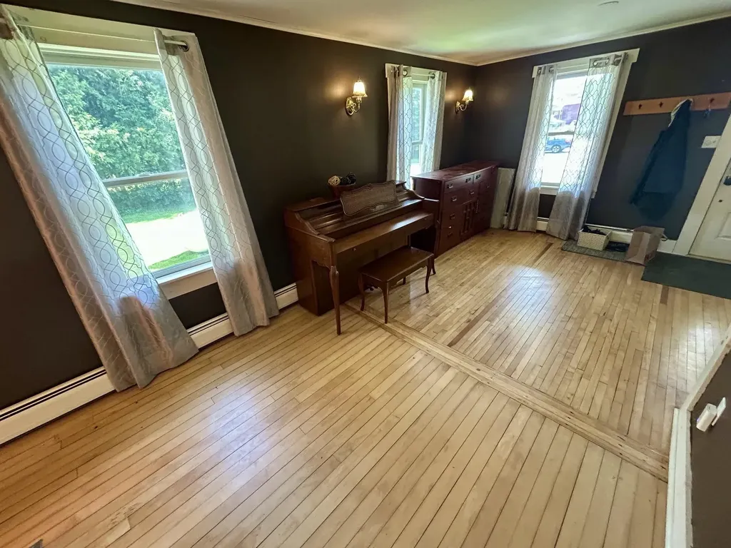 11 Hale Street Randolph VT 05060