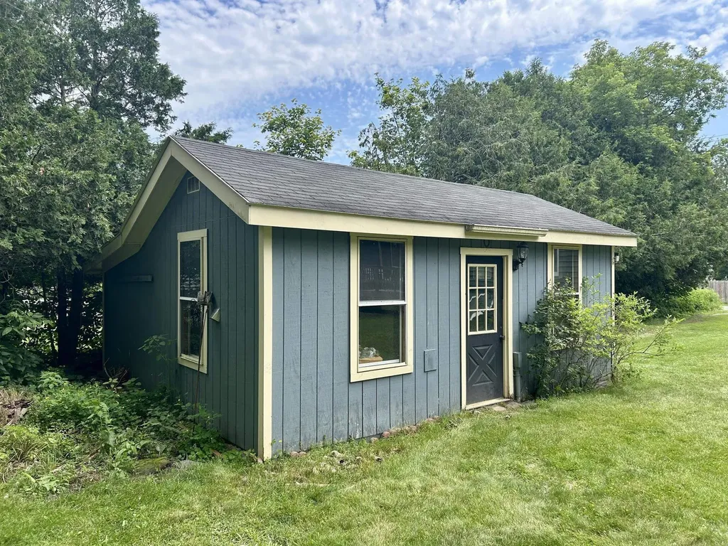 11 Hale Street Randolph VT 05060
