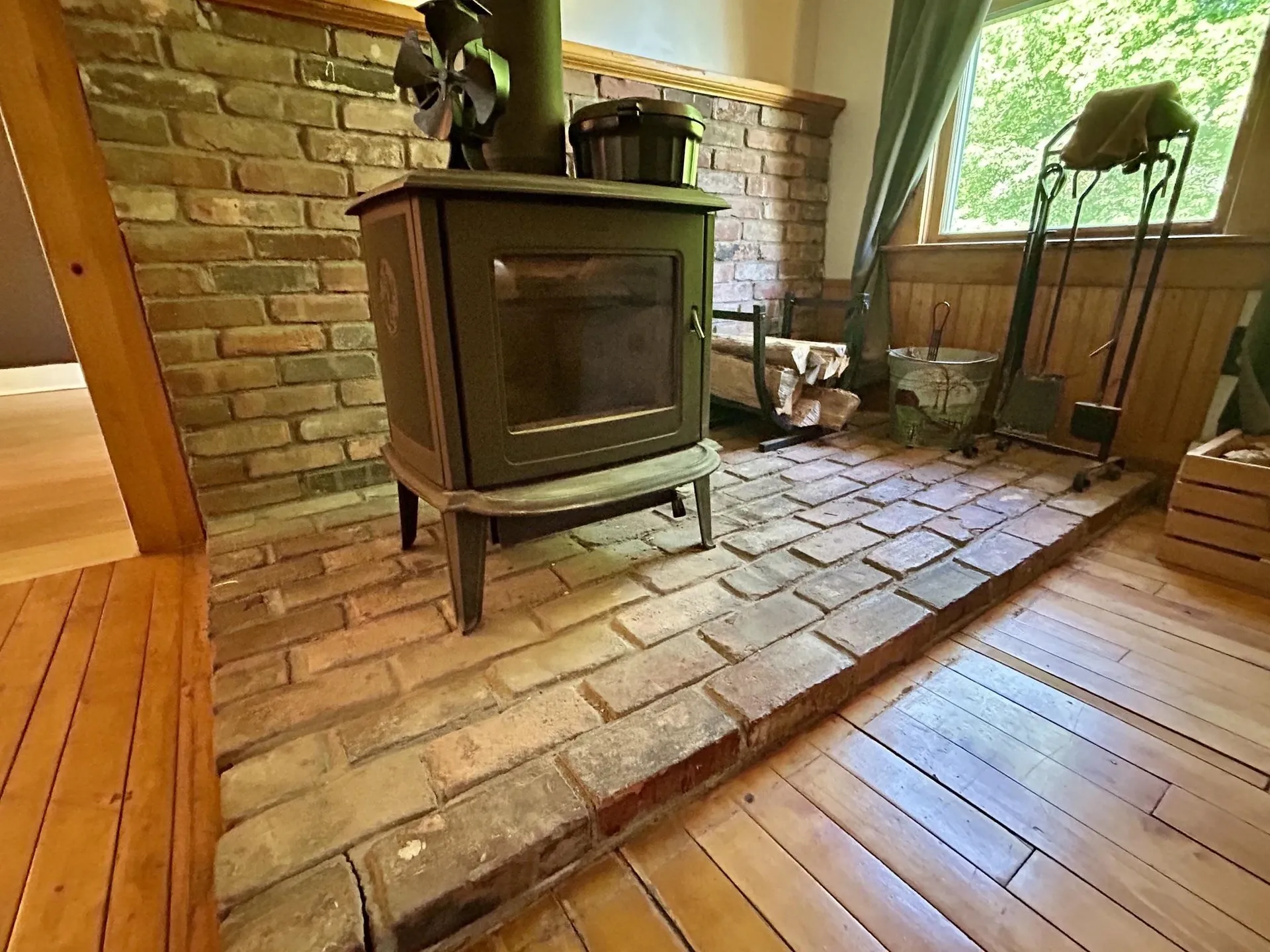11 Hale Street Randolph VT 05060