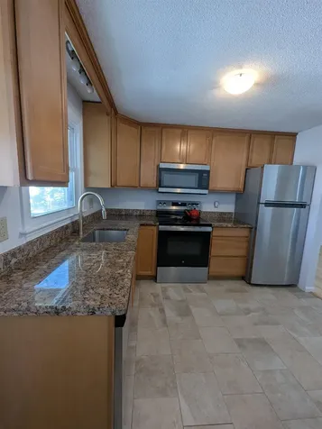 471 High Street Hampton NH 03842