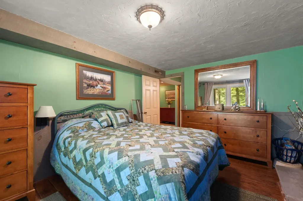 240 Old Bristol Road New Hampton NH 03256