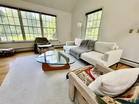 10 Forest Drive East Kingston NH 03827