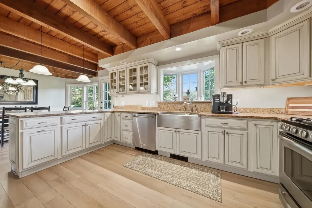 29 Rand Road Rindge NH 03461