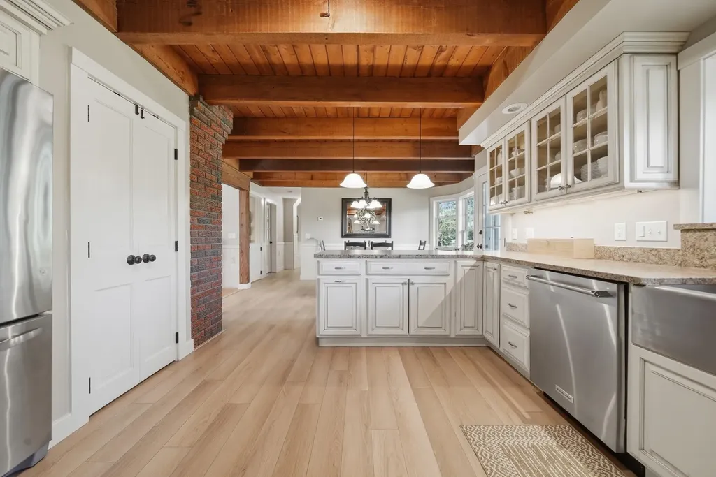 29 Rand Road Rindge NH 03461