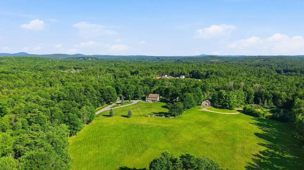 29 Rand Road Rindge NH 03461