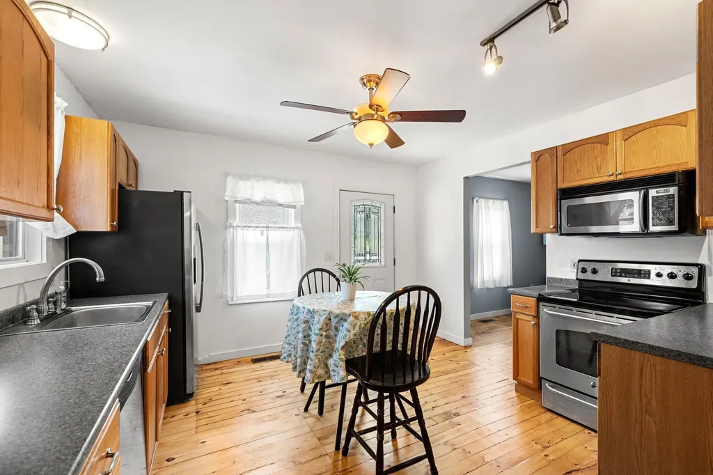 28 Mcduffee Street Rochester NH 03867