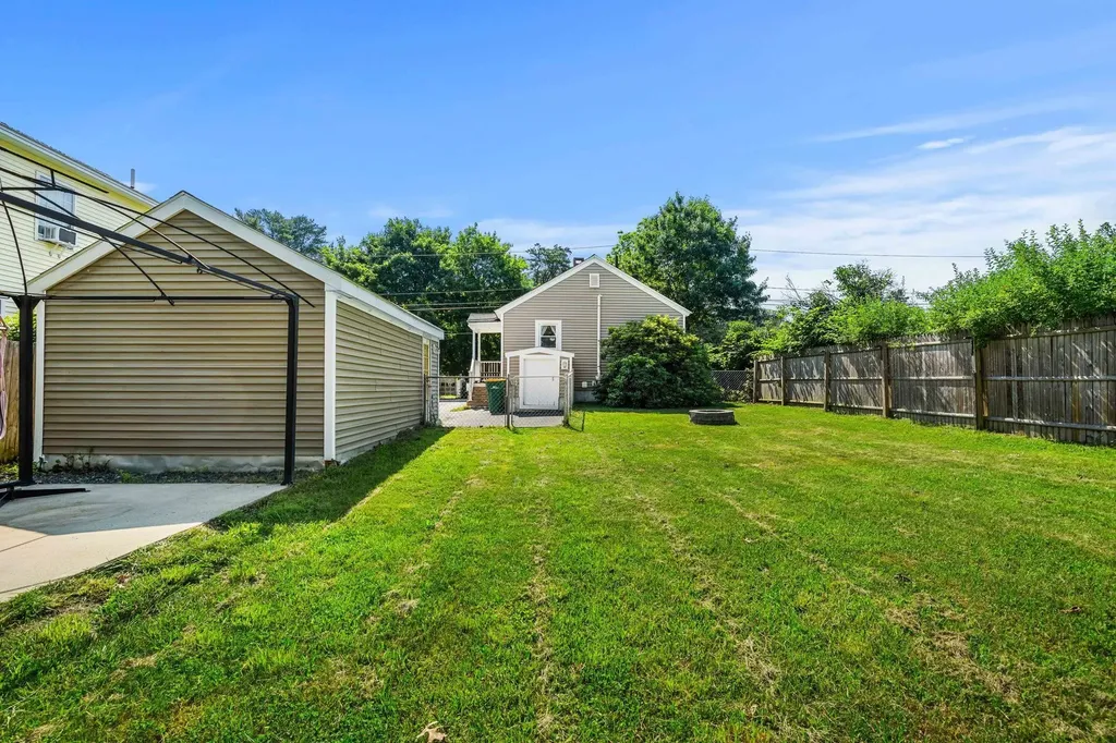 28 Mcduffee Street Rochester NH 03867