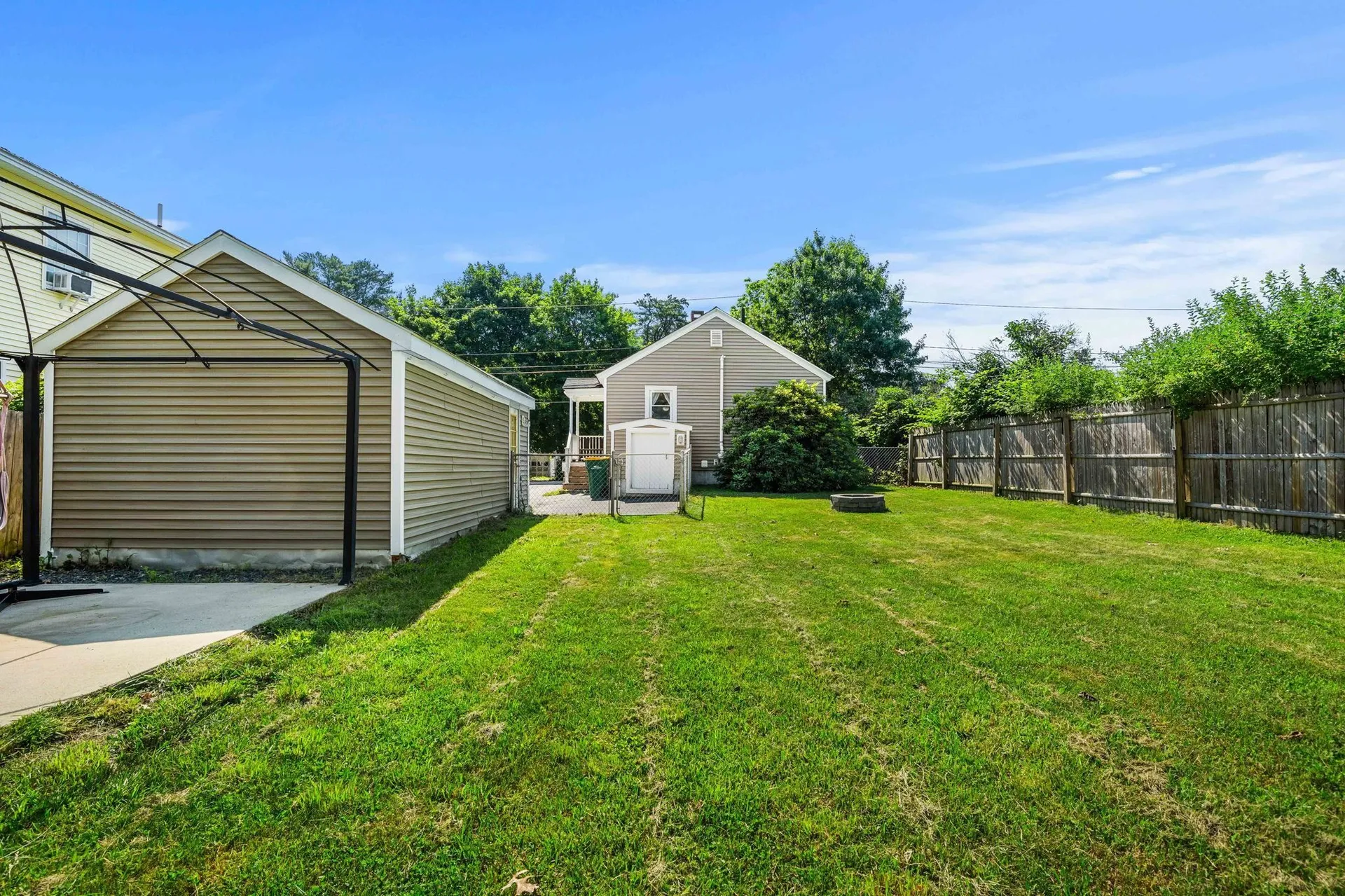 28 Mcduffee Street Rochester NH 03867