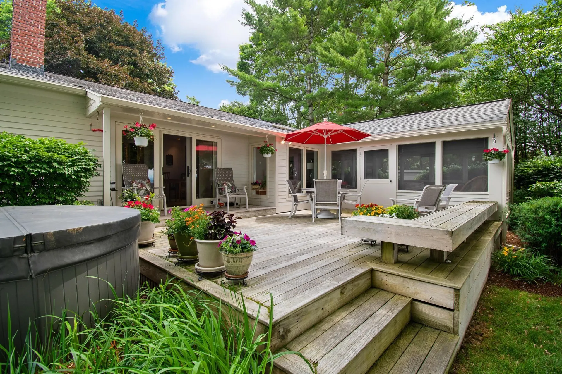 131 Hills Point Road Charlotte VT 05445