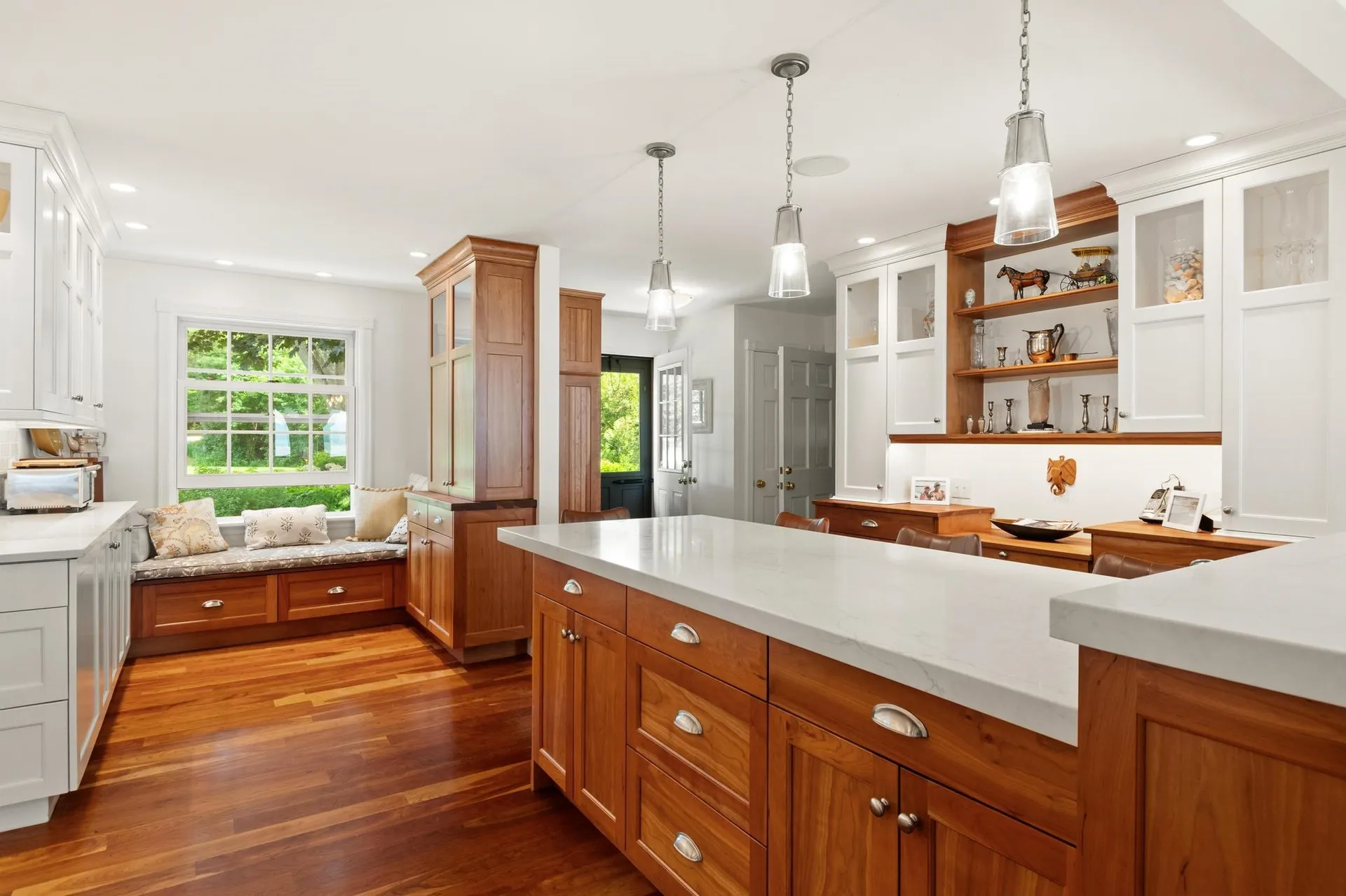 131 Hills Point Road Charlotte VT 05445