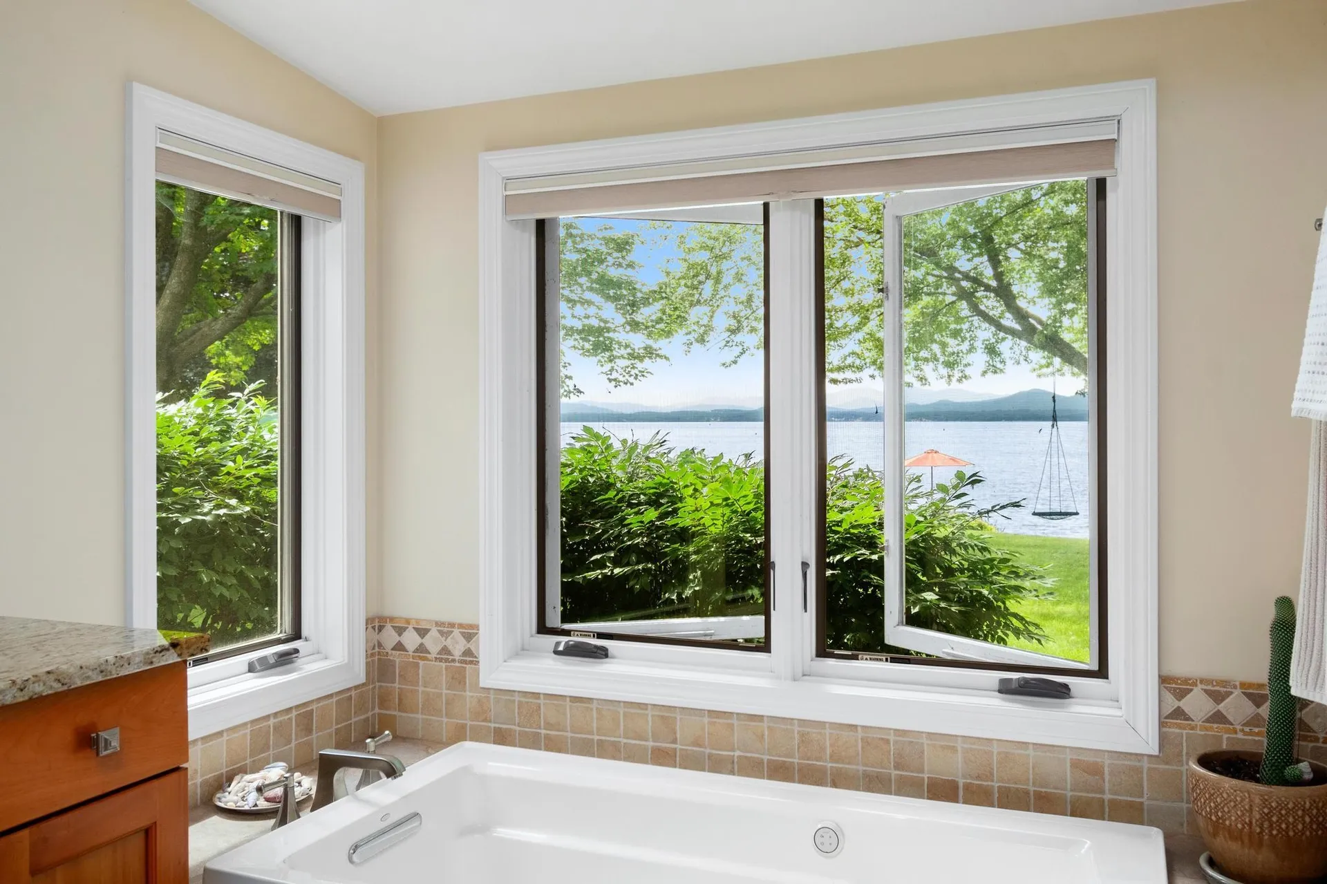 131 Hills Point Road Charlotte VT 05445