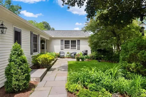 131 Hills Point Road Charlotte VT 05445
