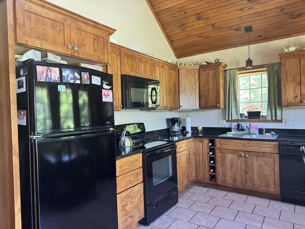 55 Castle Road Chesterfield NH 03443