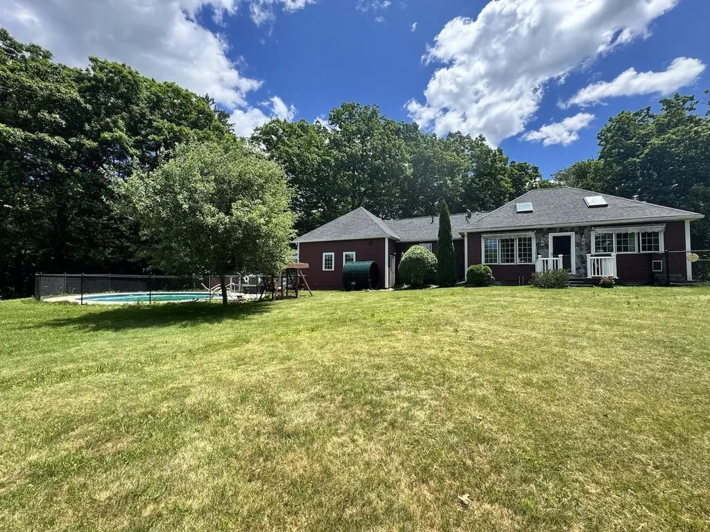 55 Castle Road Chesterfield NH 03443