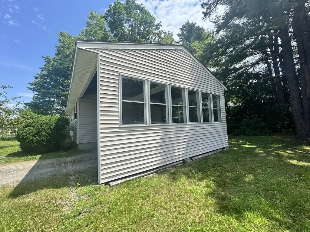 41 Park Street Swanzey NH 03431