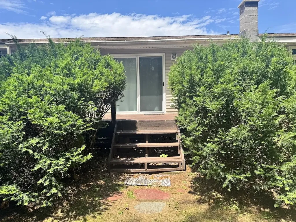 41 Park Street Swanzey NH 03431
