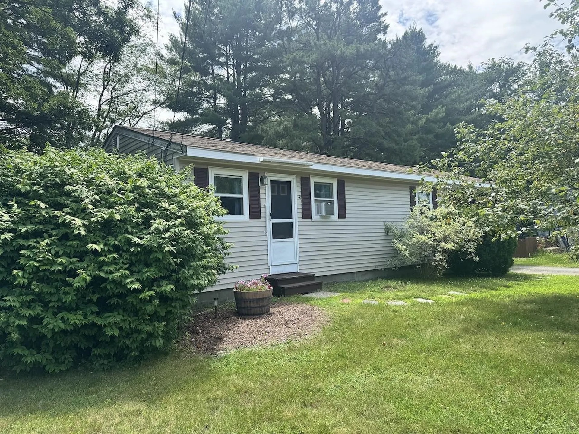 41 Park Street Swanzey NH 03431