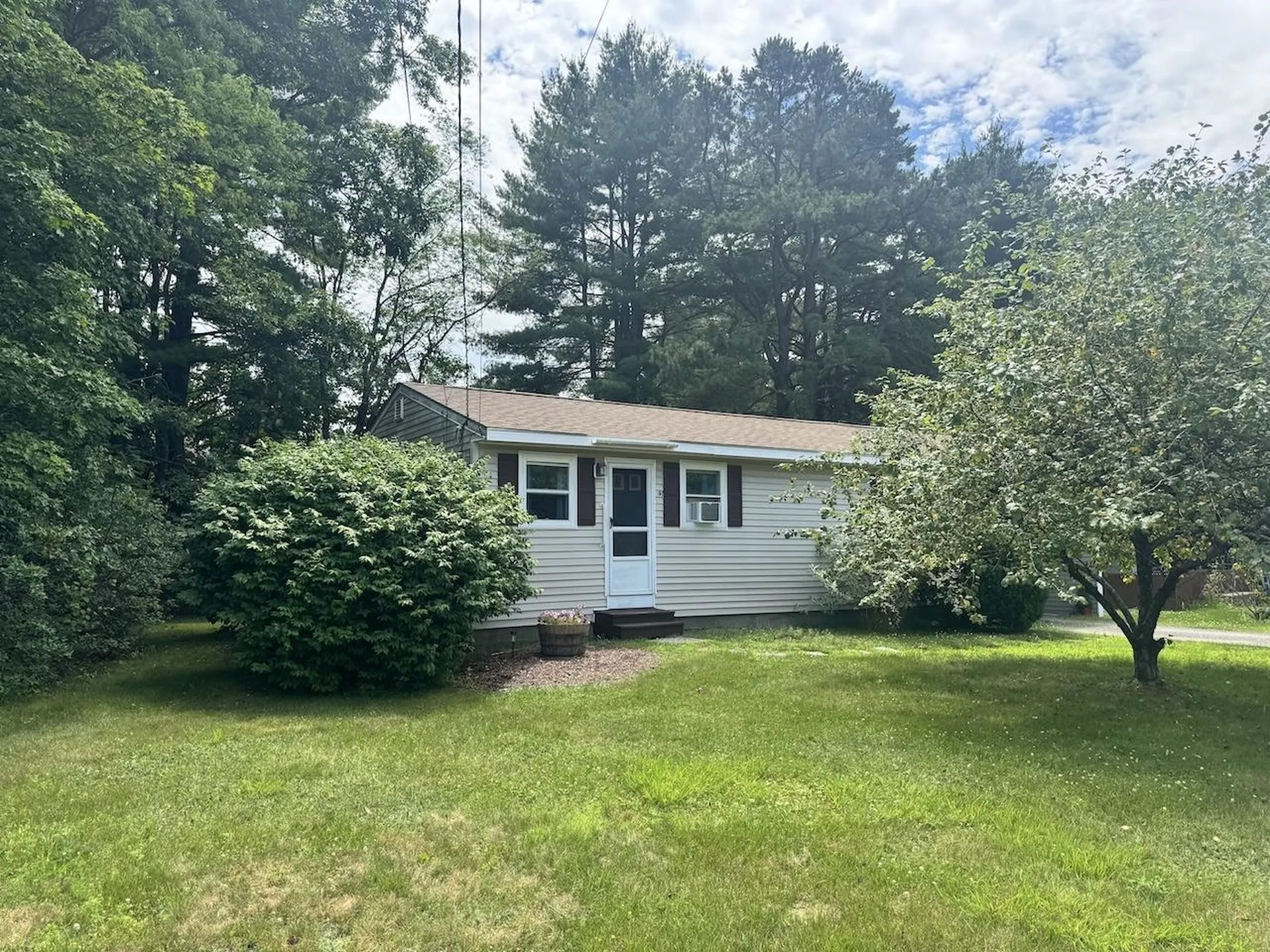 41 Park Street Swanzey NH 03431