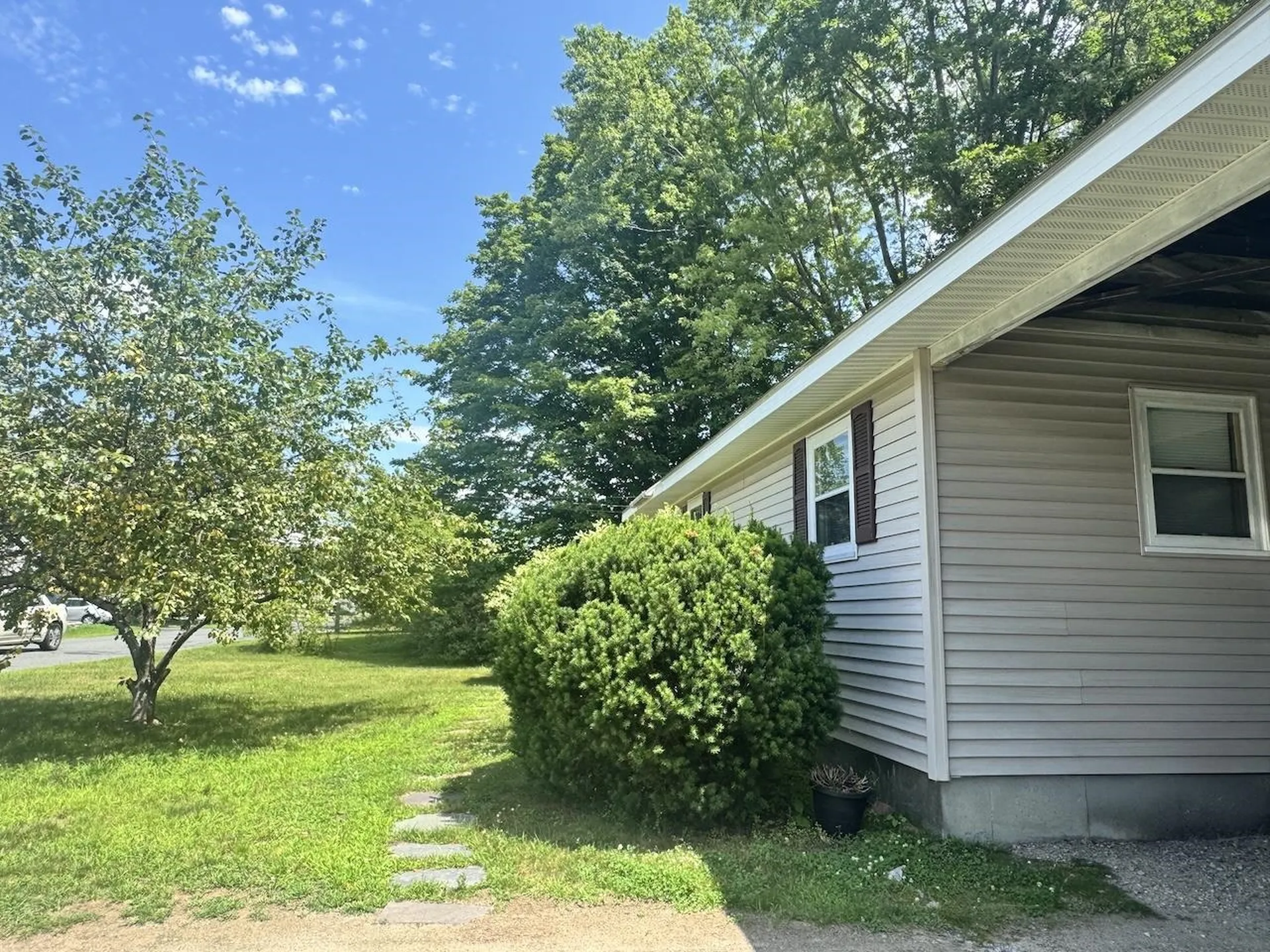 41 Park Street Swanzey NH 03431