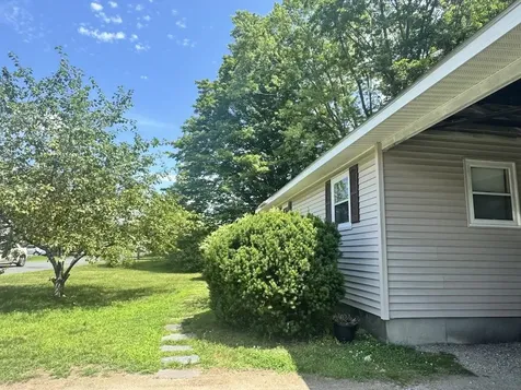 41 Park Street Swanzey NH 03431