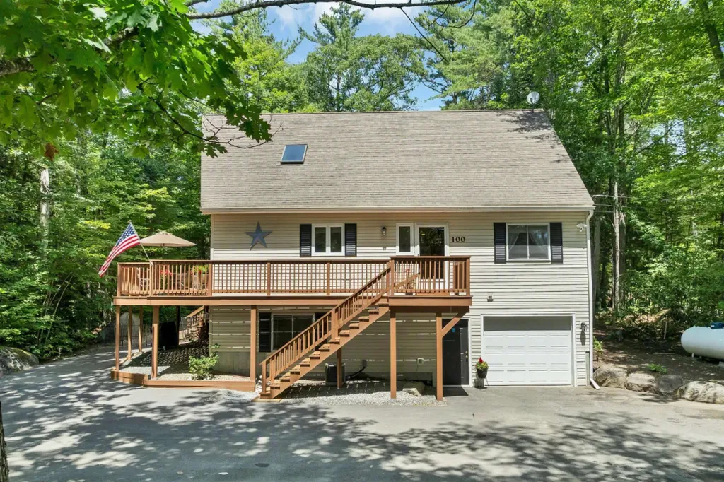 100 Olympia Street Moultonborough NH 03254