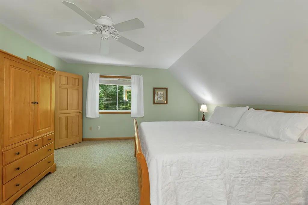 100 Olympia Street Moultonborough NH 03254