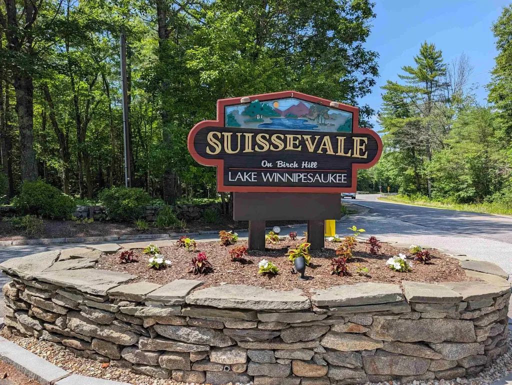 100 Olympia Street Moultonborough NH 03254