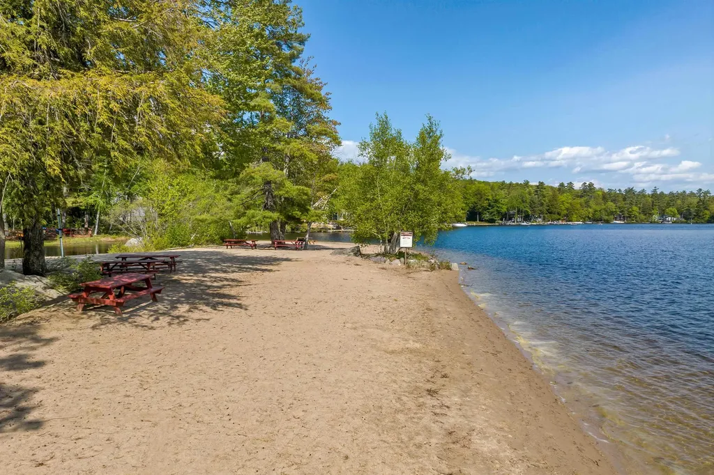 100 Olympia Street Moultonborough NH 03254