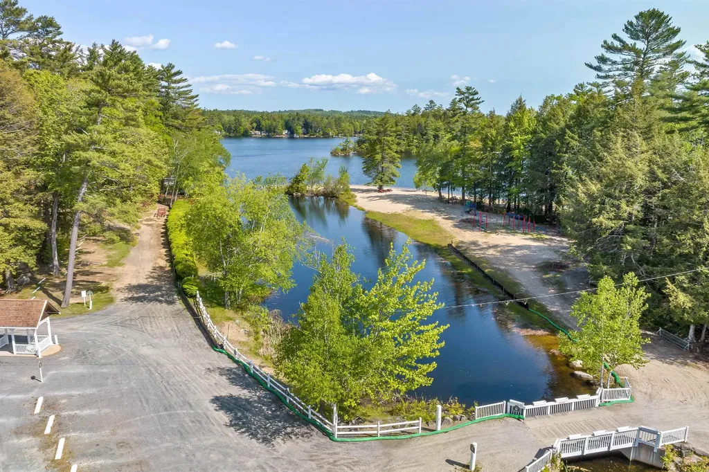 100 Olympia Street Moultonborough NH 03254