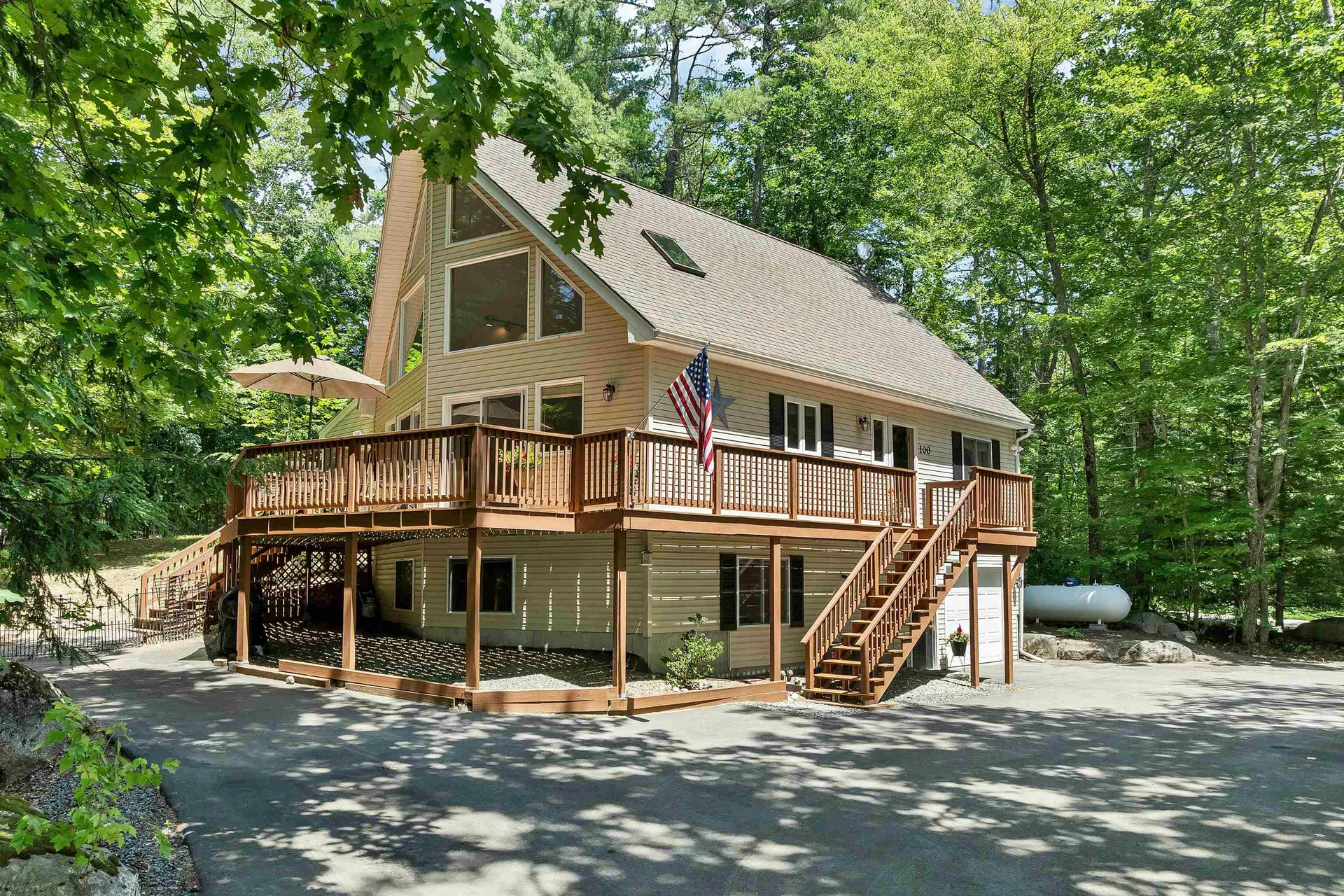 Moultonborough NH, 100 Olympia Street